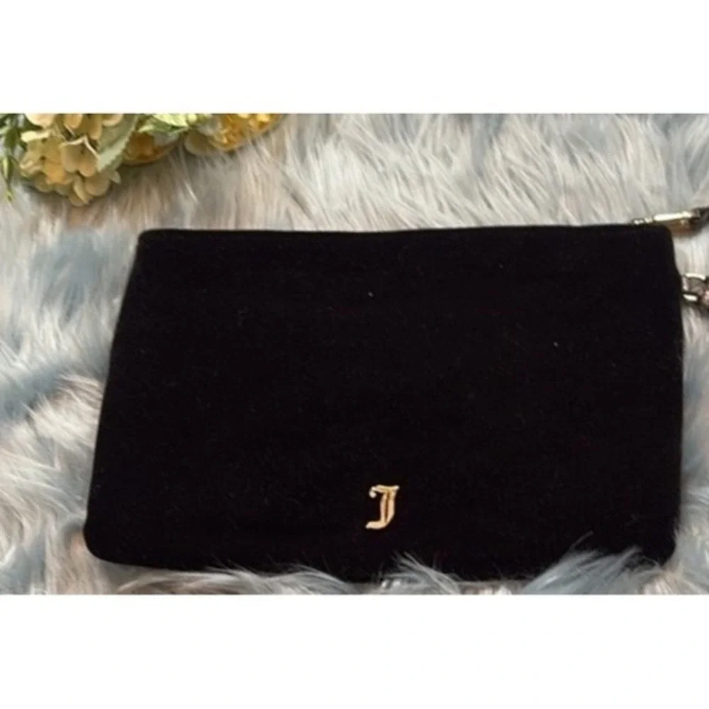 Juicy Couture unleash your